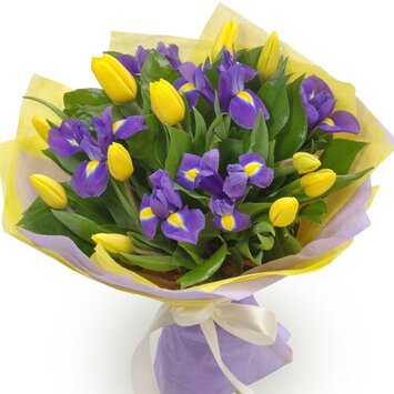 Тюльпаны с ирисами в букете