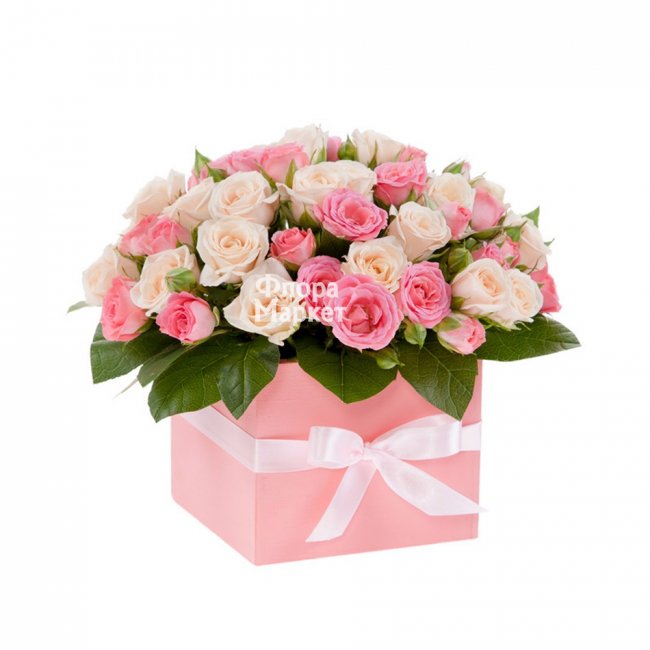 Милый презент - 11 роз в коробке в Петрозаводске от магазина цветов «Флора Маркет»
