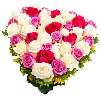 Композиция в форме сердца с розами